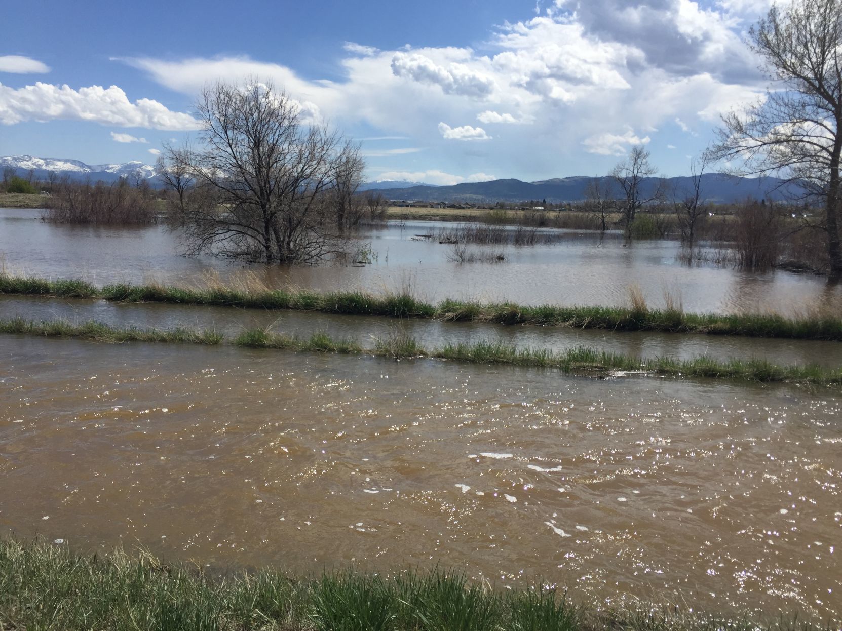 Floodwaters rise near Rossiter Elementary